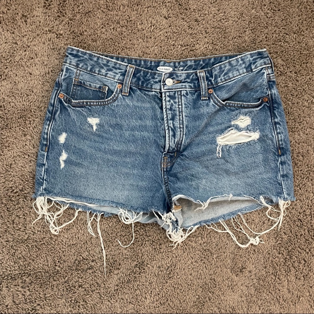 Old Navy High Waisted OG Straight Ripped Cut Off Shorts 1.5” Inseam